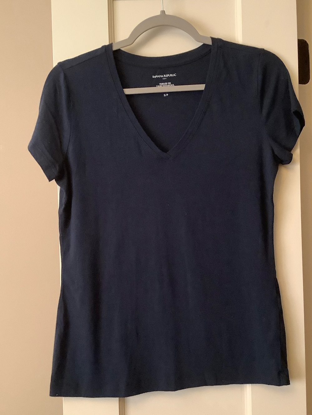 Banana Republic Black V-Neck Short Sleeve Tee
